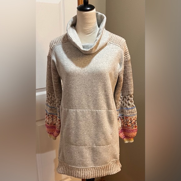 Daily Practice by Anthropologie Tunic Sweatshirt in Gray - Picture 6 of 6